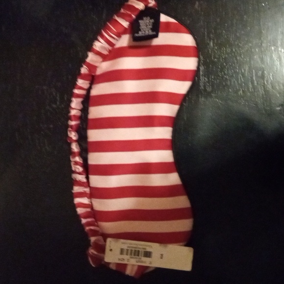 Victoria Secret Red/Pink Stripe Sleep Mask - Picture 4 of 4